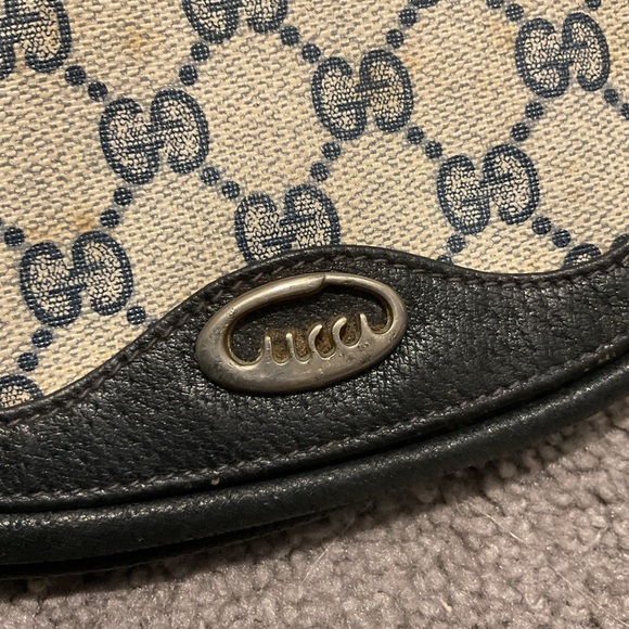 Final Sale! GUCCI VINTAGE MONOGRAM FOLD-OVER HOBO WRISTLET CLUTCH MINI PURSE - Picture 3 of 15